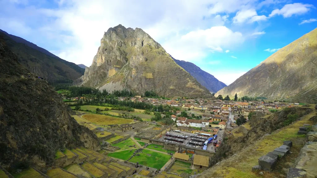 Ollantaytambo Medio Dia